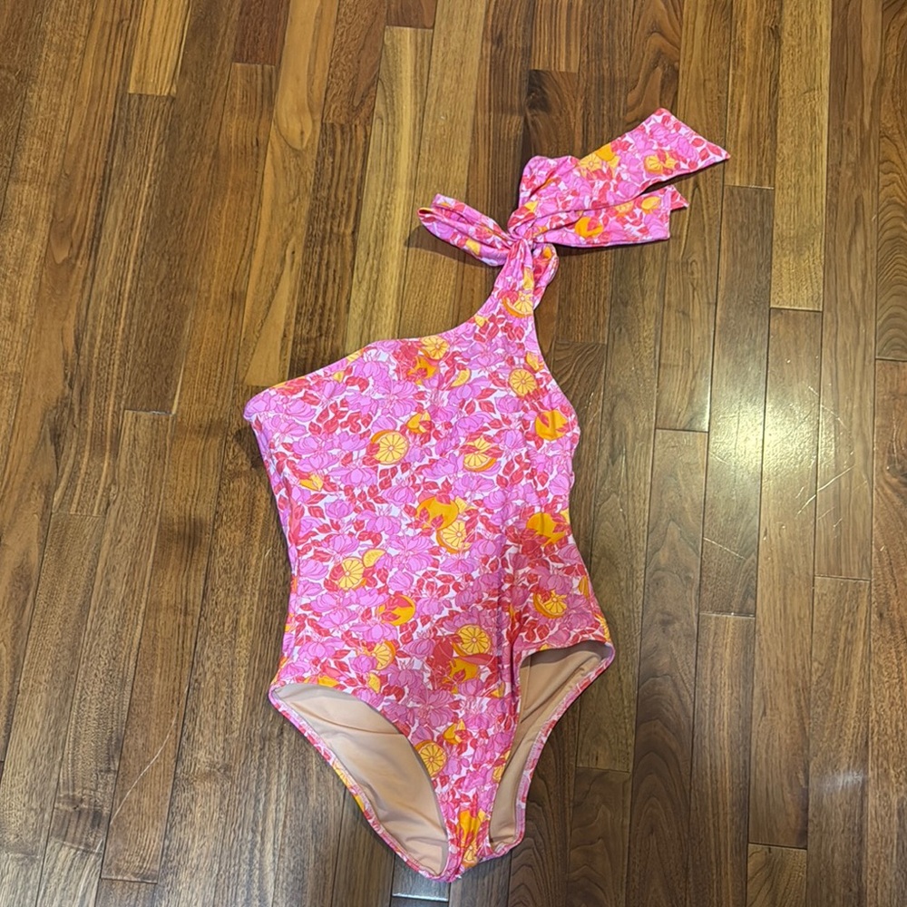 Pink Floral One-Shoulder Swimsuit